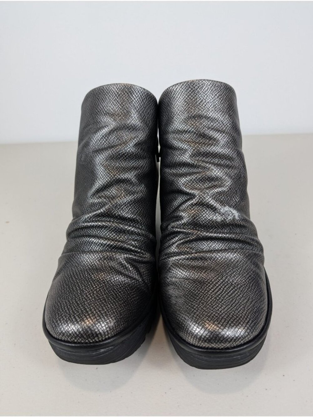 Fly London yip wedge ankle boots in metallic silver leather women's size 10